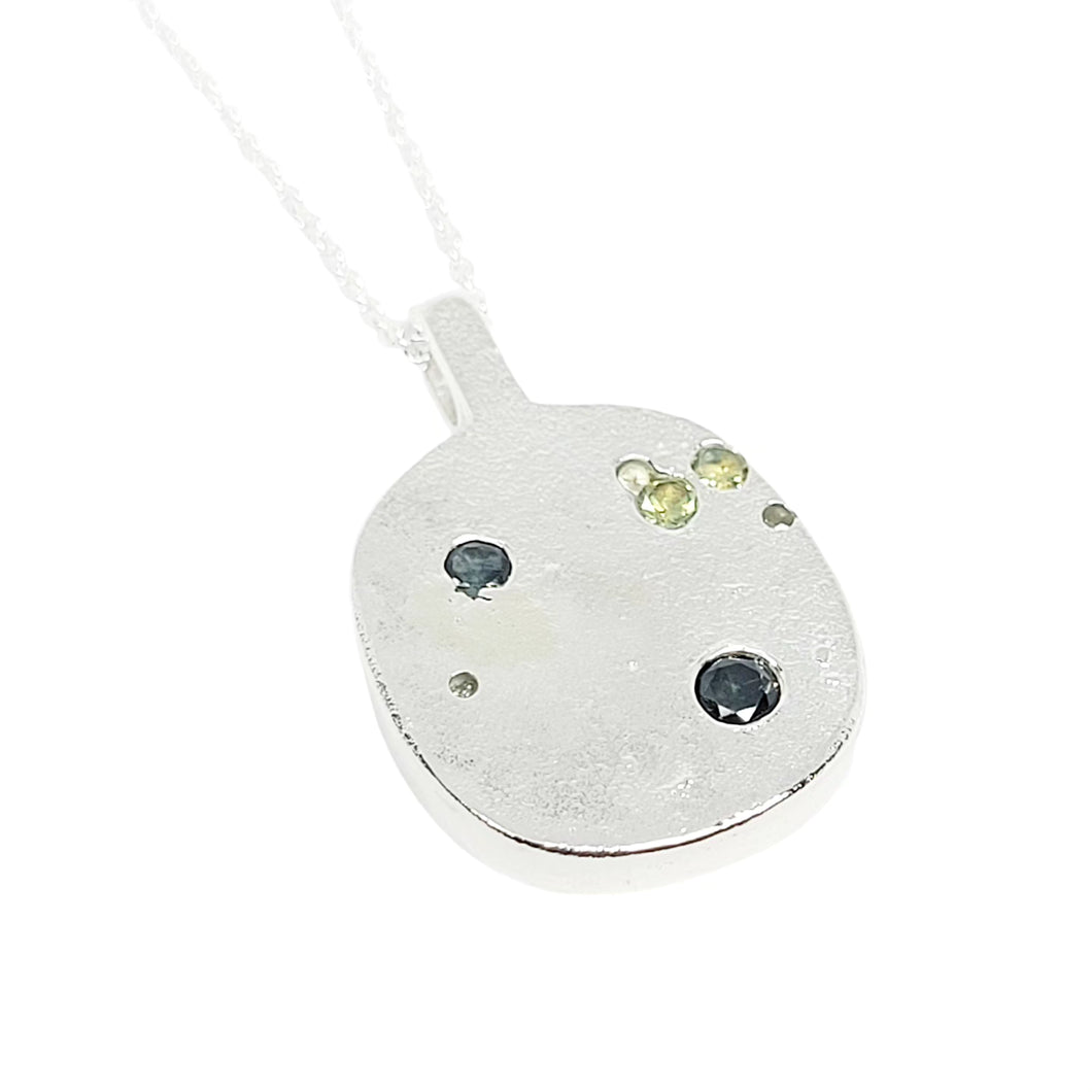 UnEarthed Facets Scattered rectangle pendant