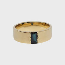 Load image into Gallery viewer, Baguette sapphire ring