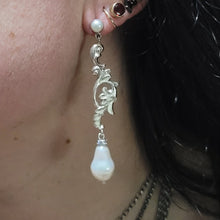 Load image into Gallery viewer, Pearl fantasy hook earrings